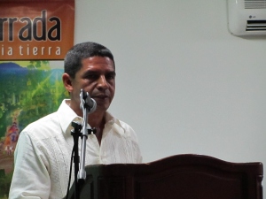 Oswaldo Aguilar presenta su novela